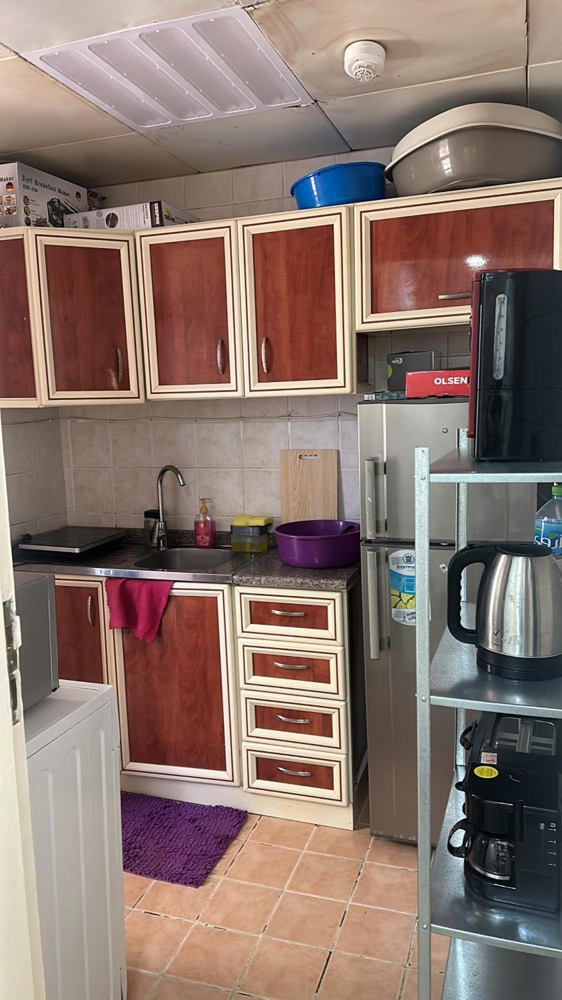 Ferienwohnung The Purple Place Abu Dhabi Exterior foto
